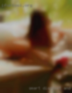 Smart, discreet girls Enfield, CT and horny.